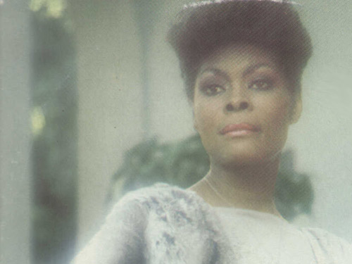 Dionne Warwick