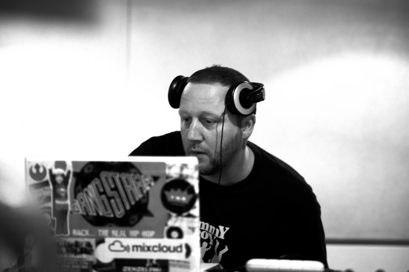 Photos: Mr Thing at Stolen Records on FBi 94.5 FM