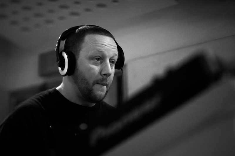 Photos: Mr Thing at Stolen Records on FBi 94.5 FM