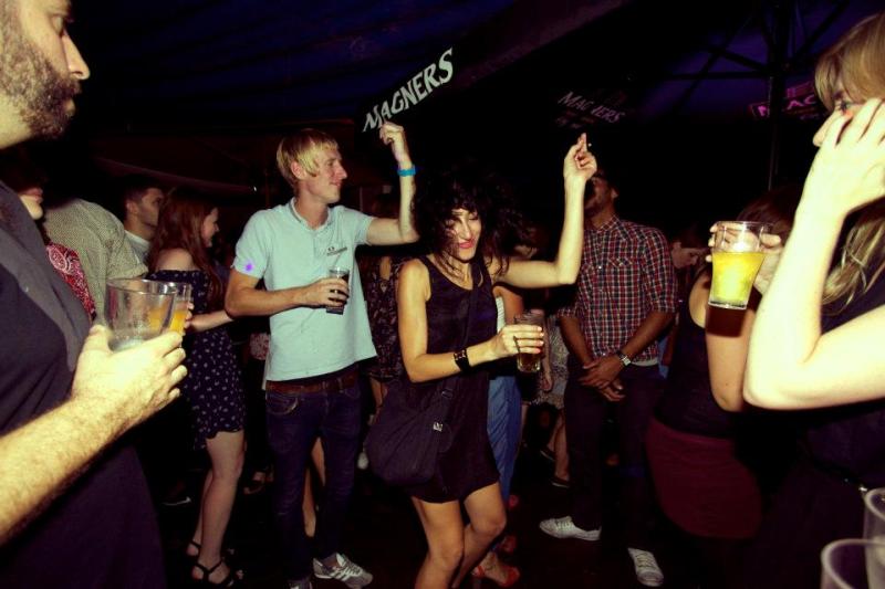 Photos: Love Bombs - Sun Down Get Down