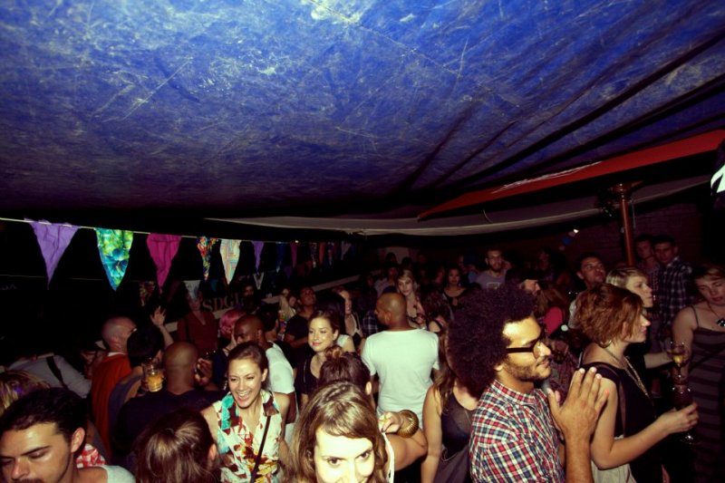 Photos: Love Bombs - Sun Down Get Down